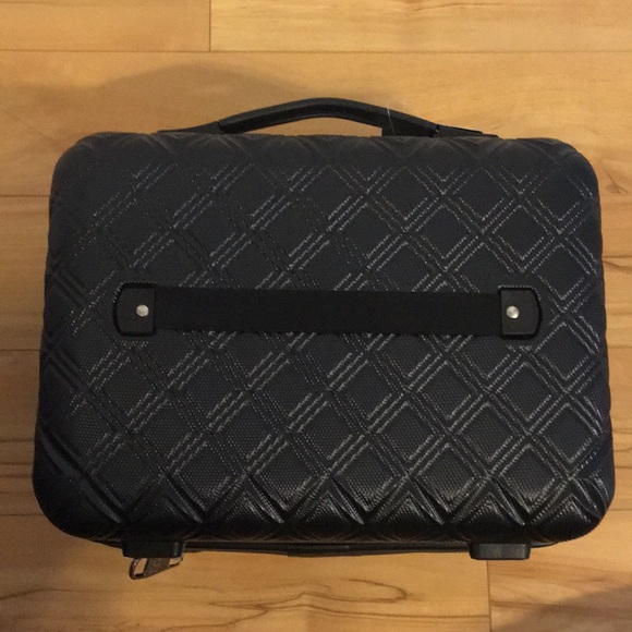 NWT Steve Madden Karisma Cosmetic Case - Picture 5 of 13